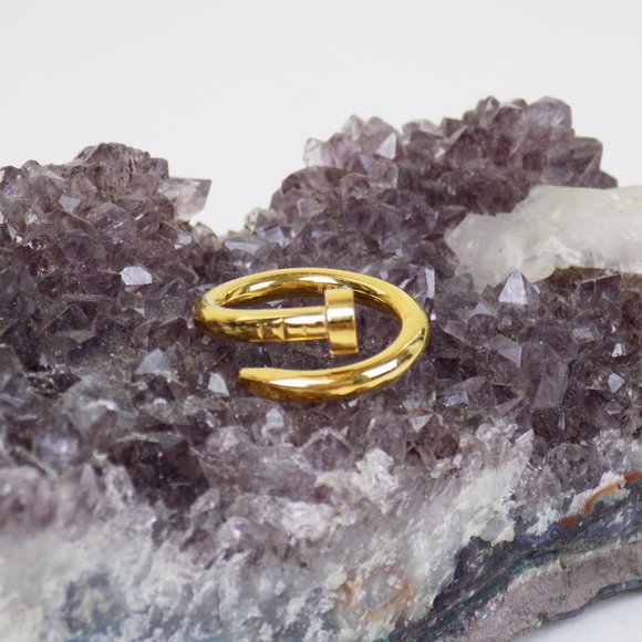 twisted nail ring trendy delicate dainty - Picture 3 of 10